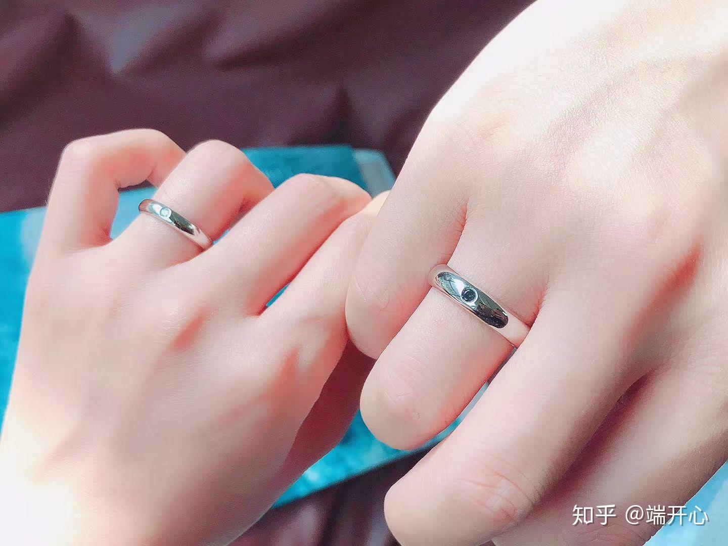 韩版时尚浪漫情侣对戒指环ins冷淡风气质百搭男女求婚开口戒指潮-阿里巴巴