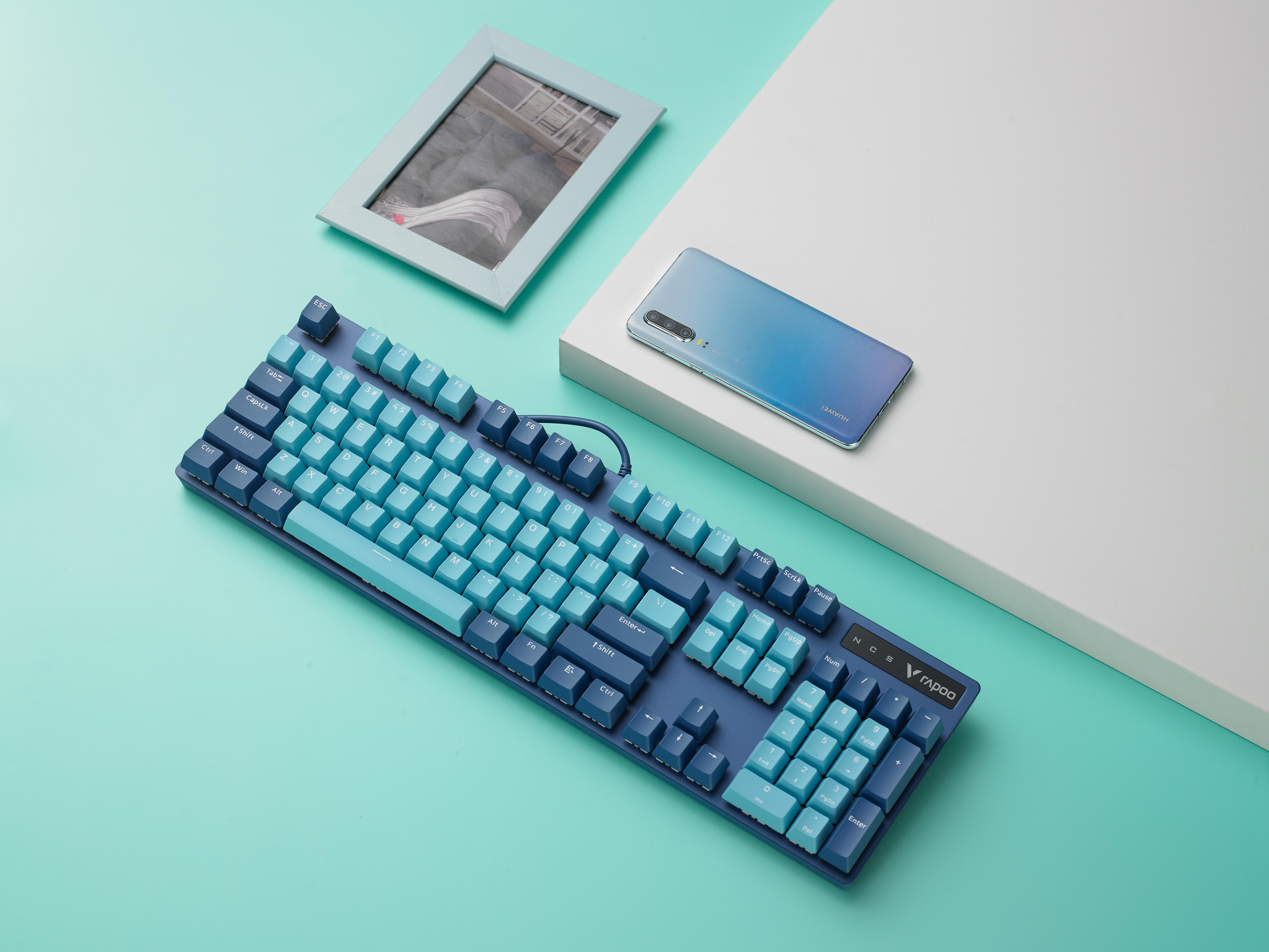 雷柏v500pro出蔚蓝黄潮,青花蓝双拼色机械键盘 - 知乎