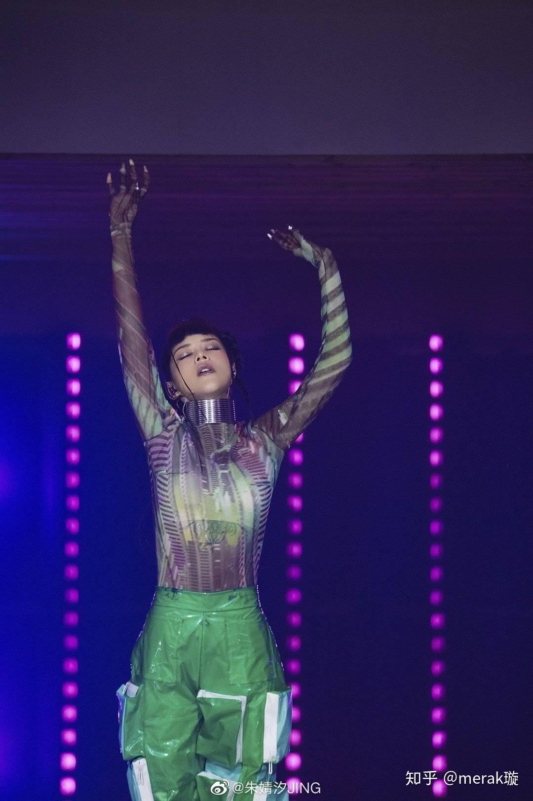 很有味道的一个小姐姐郑希怡脚踝处的太阳