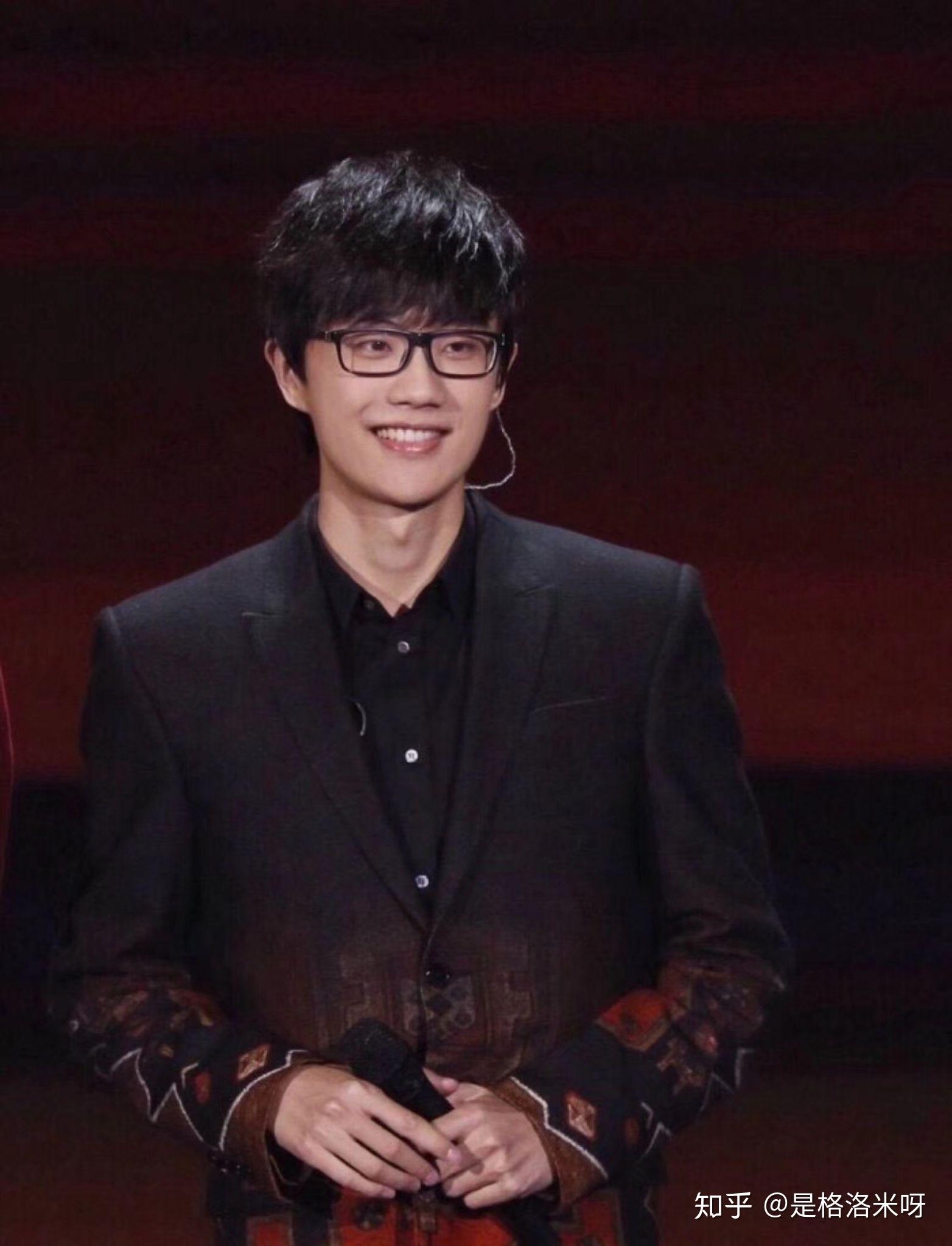 以许嵩的性格有没有过女朋友,我怀疑他是母胎单身,嵩鼠怎么看