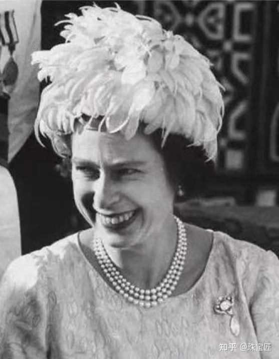 3106克拉世界第一大巨钻被一分为九的库里南件件都是传世珍宝