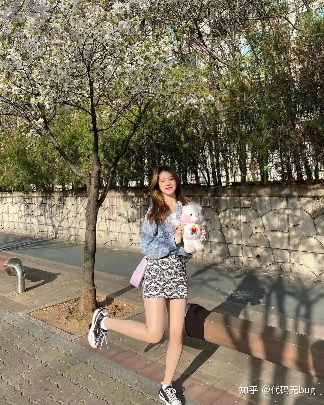 𝙒𝙚𝘾𝙝𝙖𝙩 | 精选40张8k高清全屏美女壁纸 - 知乎