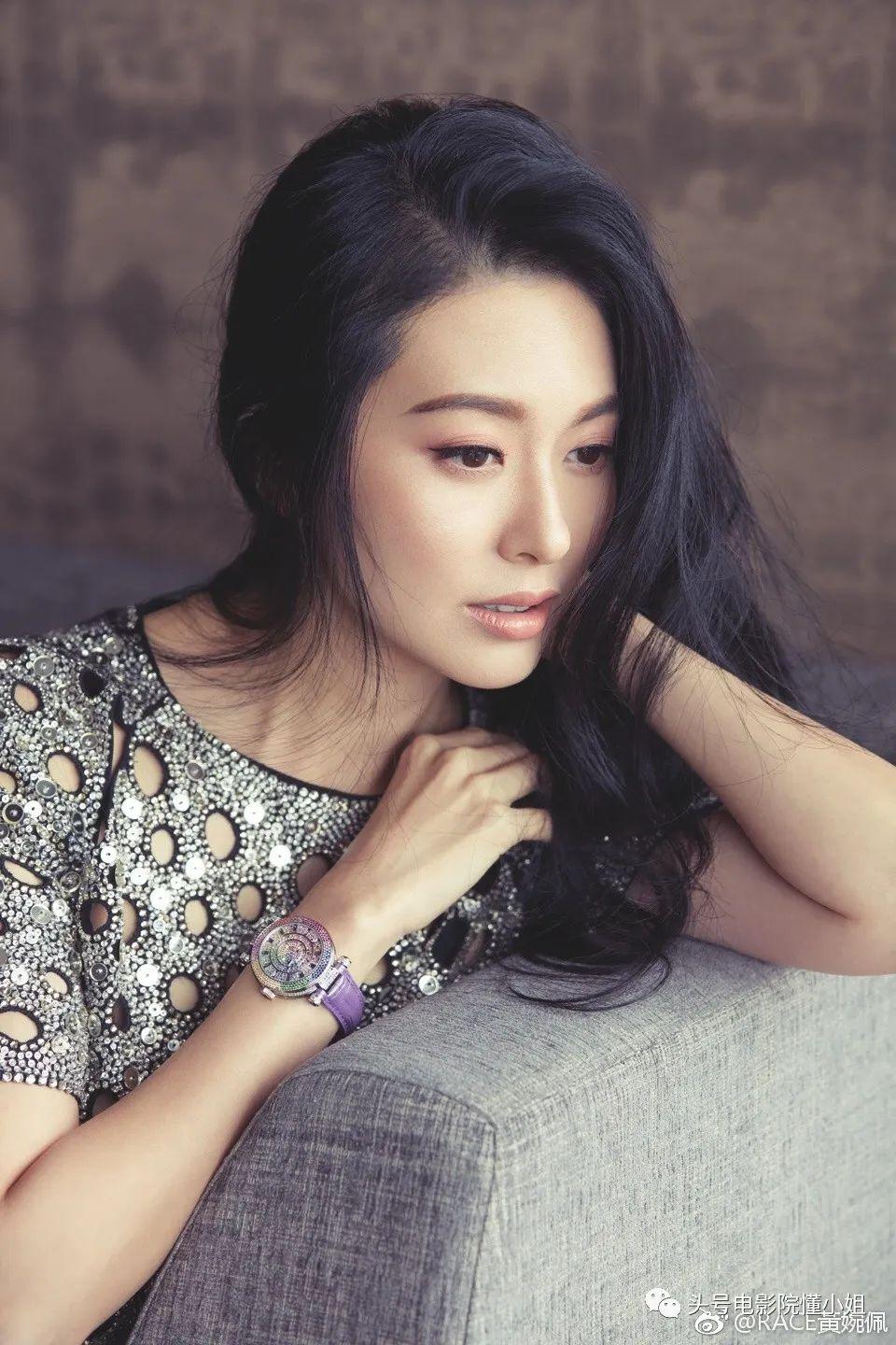 tvb美女演员 v2-e5c004c7cdcfe4b94ea91e7b36904bc7_r.jpg