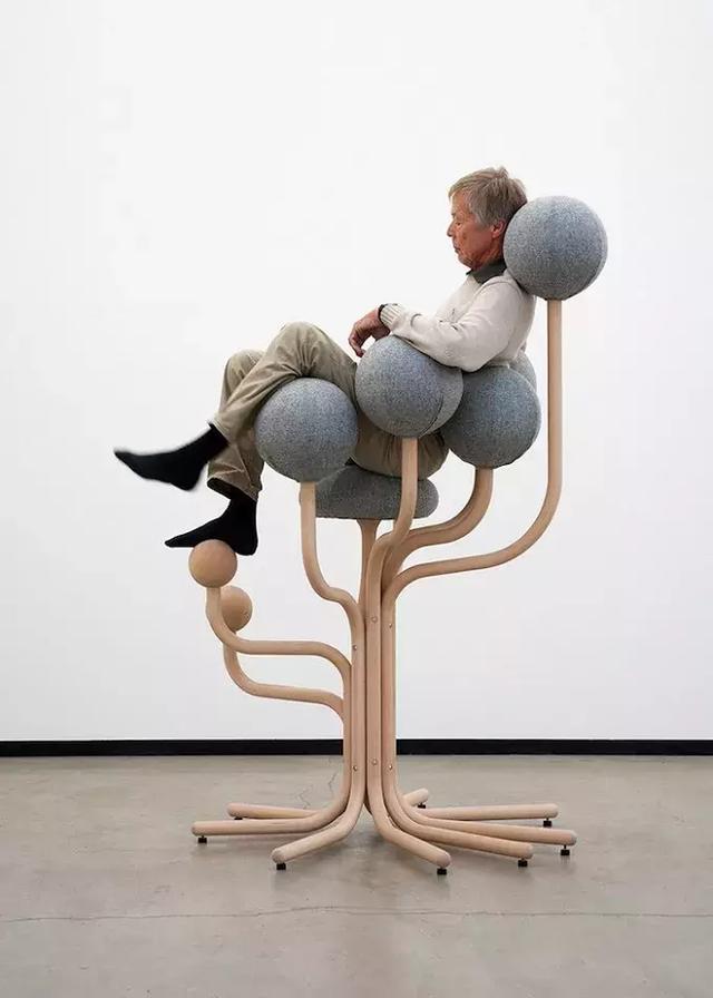 球体花园椅 · globe garden chair