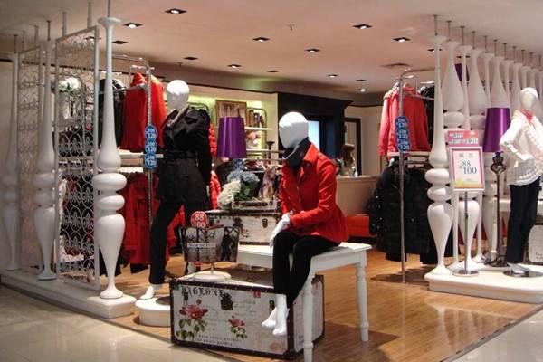 服饰行业 v2-e5fc9674bf15ad66116706b3e3e1d447_r.jpg