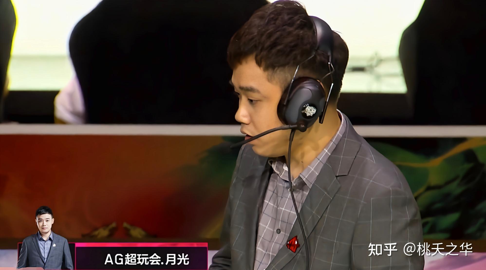 对于小义捐款这件事,事后很多人都评价小义做得不