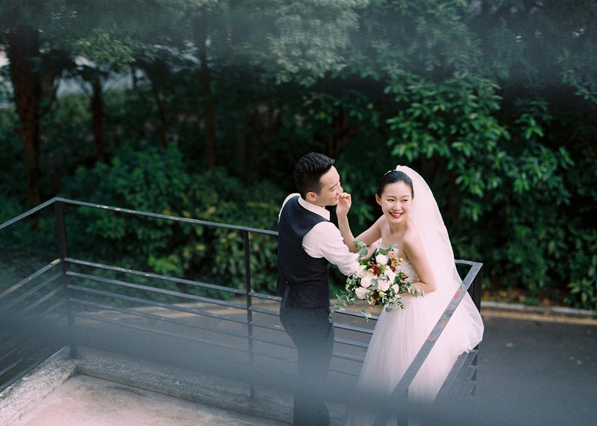 拍照动作姿势大全秘籍 v2-e6461d594ebbbf9a0d52c89d619ab206_1440w.jpg?source=172ae18b