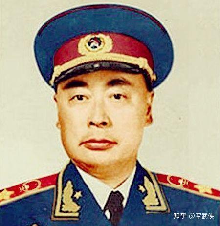 军队的司令员和政委级别一样吗? - 知乎