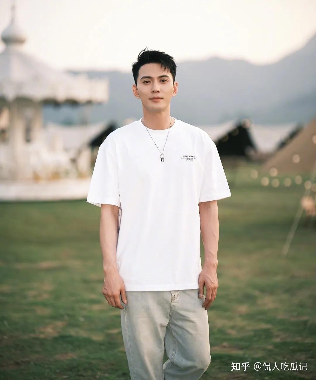 徐正溪曾港漂患甲亢颜值换不了流量他要退出演艺圈其实早有端倪