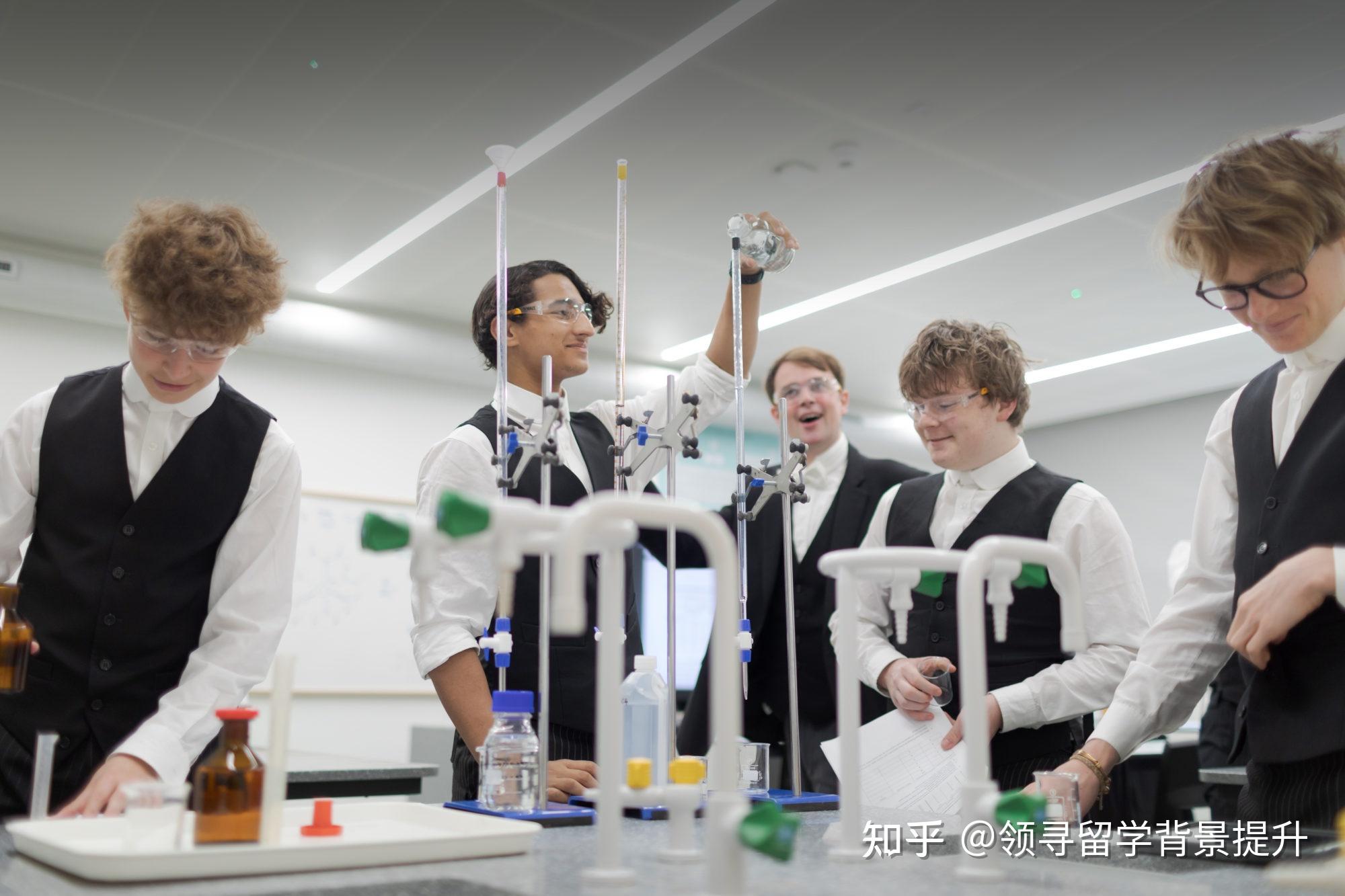 英式教育下的"精英教育"