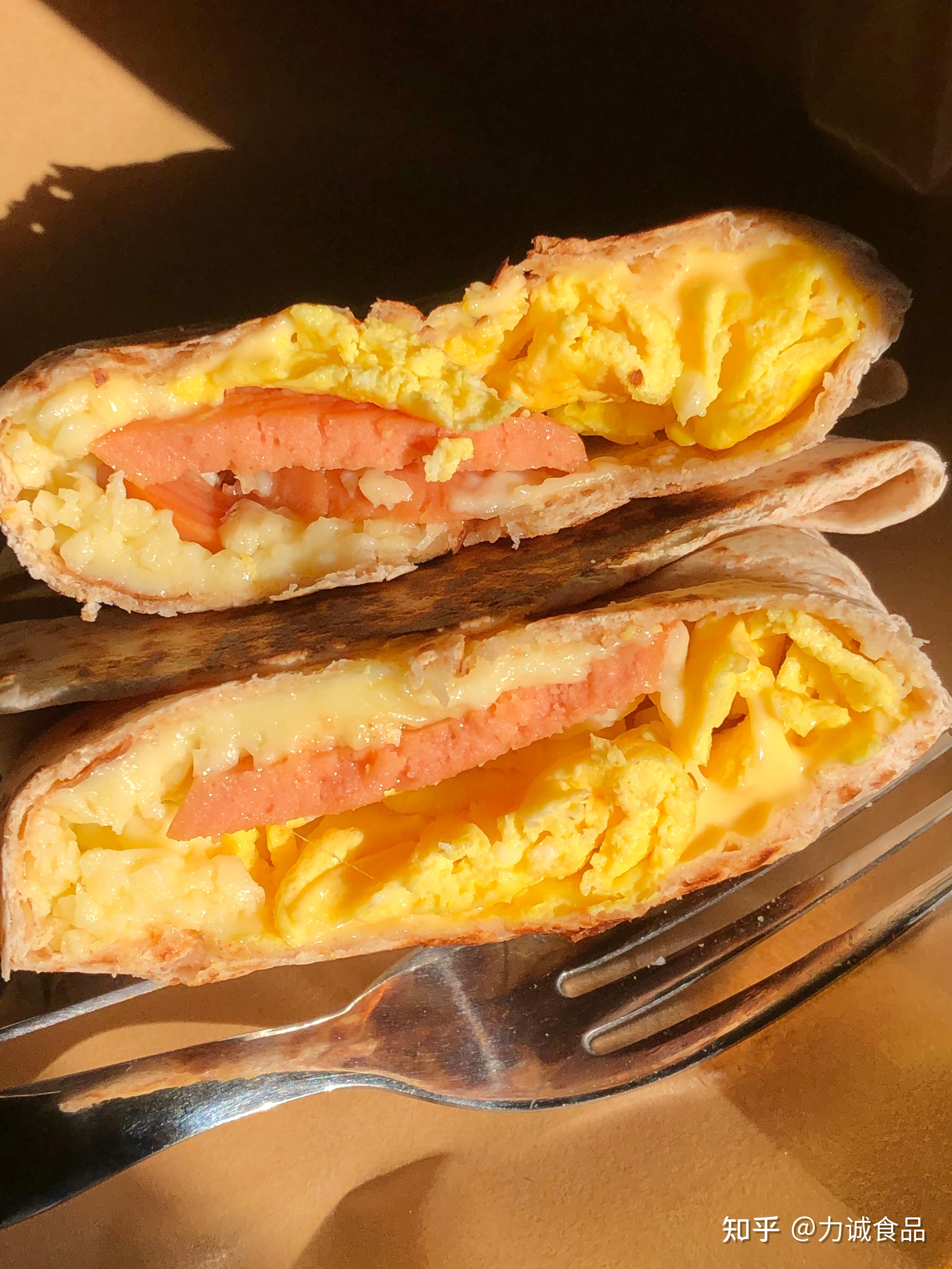 挑战365天美食不重样|香肠鸡蛋卷饼