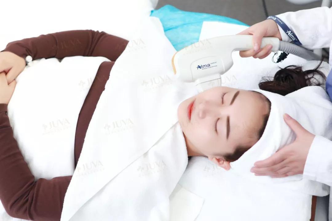 讲护肤光子嫩肤皮肤科技美容的利器