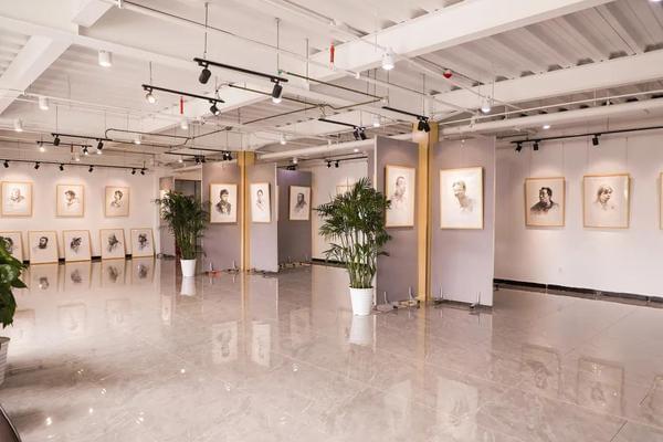 你们知道吗荷马画室校园开放啦现在预约报名享学费优惠