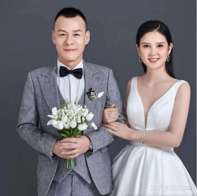 网红传说哥婚礼太奢侈被批抛妻弃子娶美女徒弟女方疑似怀孕了