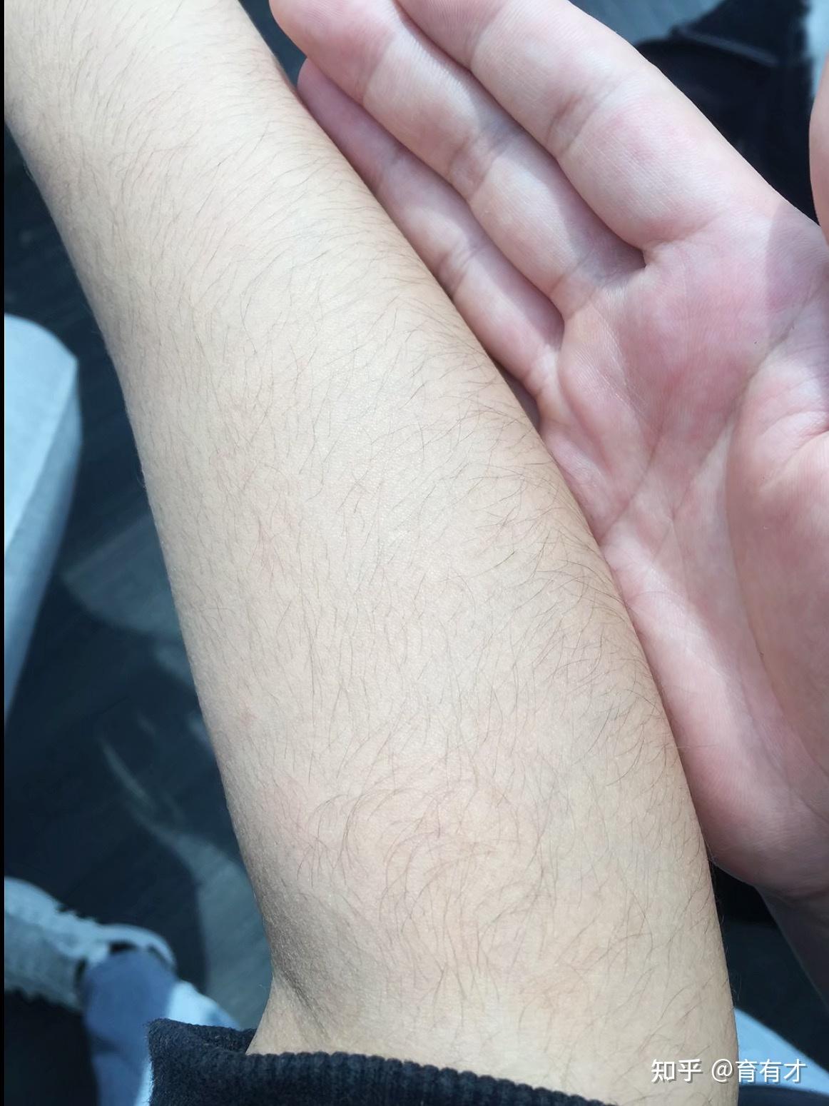 就是这个安思普脱毛膏,当时我涂在胳膊上几分钟我就给刮下来了,看图片