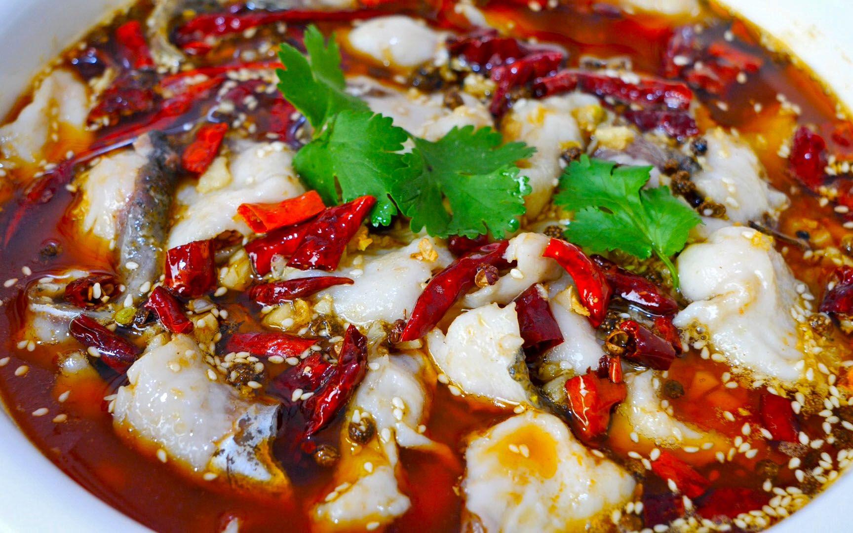 水煮鱼正宗做法鱼肉鲜嫩香辣做一盆都不够吃这手艺真绝