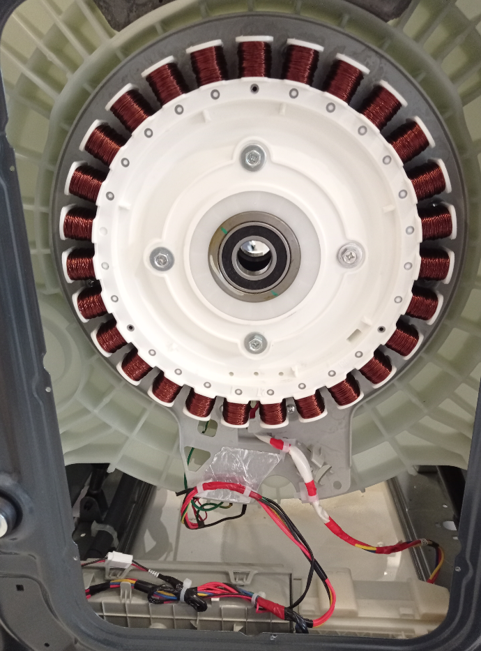 无论多贵的型号,一溜都是bldc电机,贵些的机子转速会高一些脱水更加干