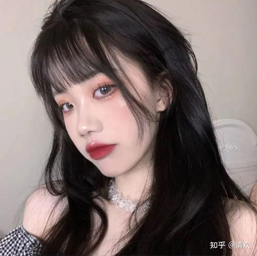 女生头像不畏世俗的眼光我在追我的光