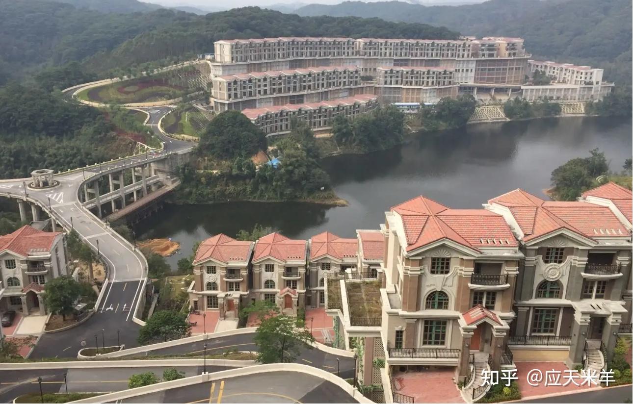 澳洲山庄停摆25年现今拍卖32套房子不能办证 - 知乎