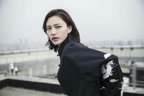 哪些女明星容易吸引女生,或者说具有什么特质?请举例说明,谢谢?