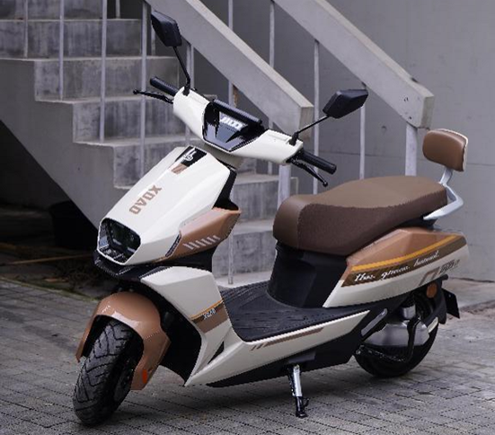 小刀电动车航天动力系青锋侠分享动力强劲续航足出行肆意更自由