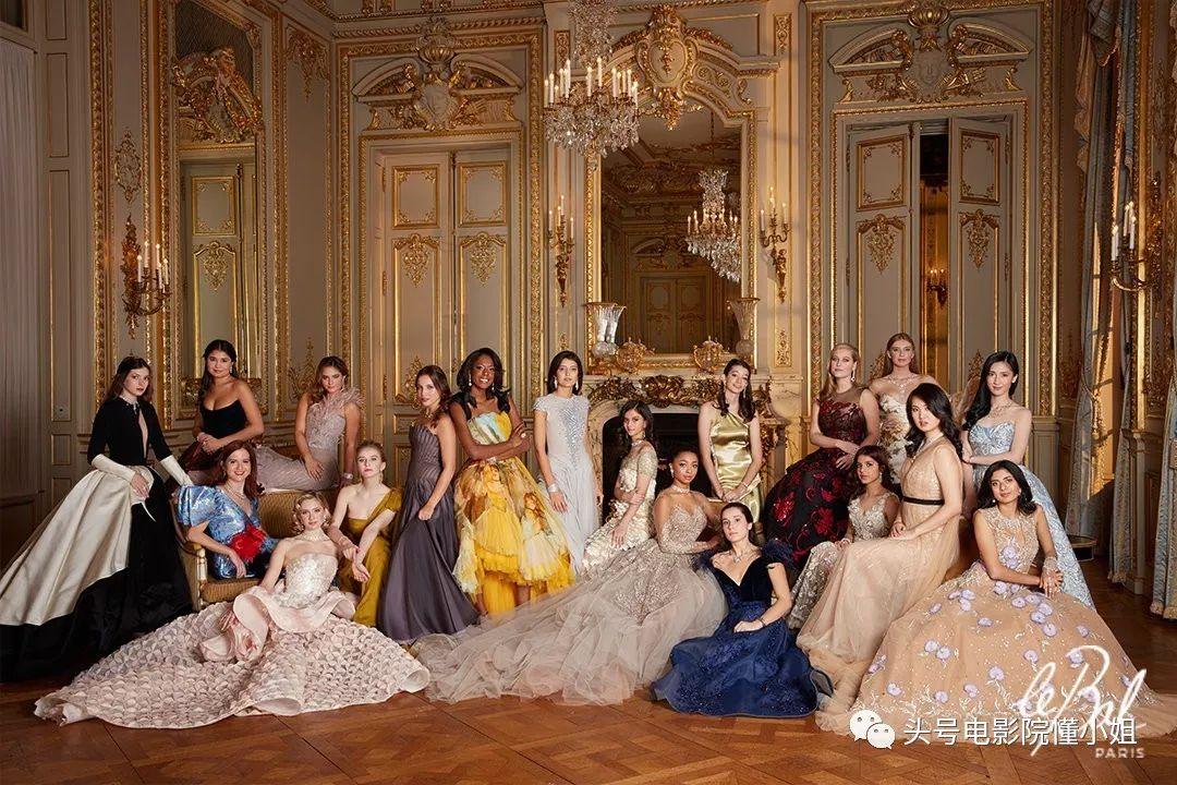 李连杰19岁女儿,凭什么站巴黎名媛舞会合影c位? - 知乎