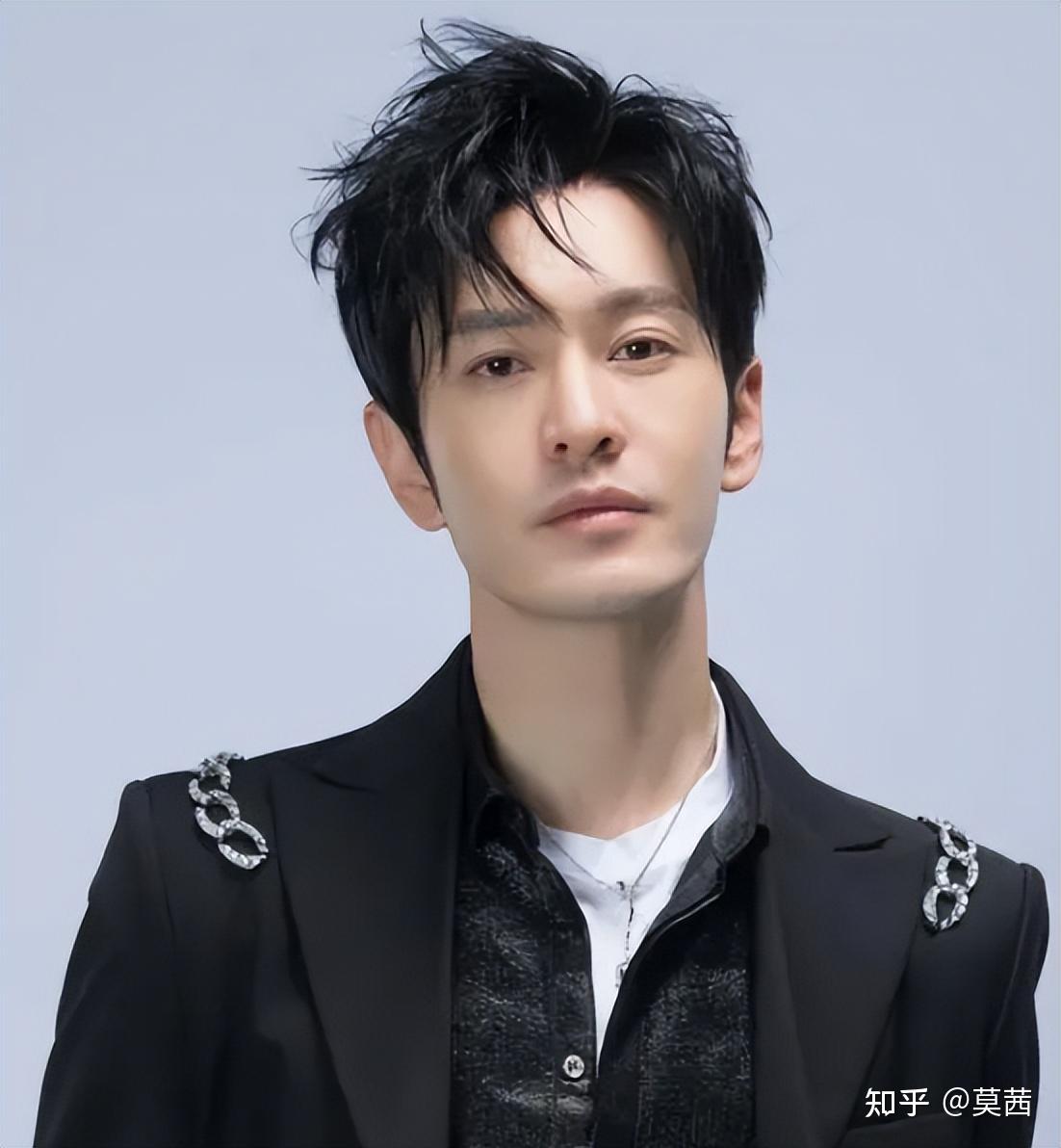 angelababy吸烟事件:时尚偶像的形象危机angelababy,这个名字在娱乐圈