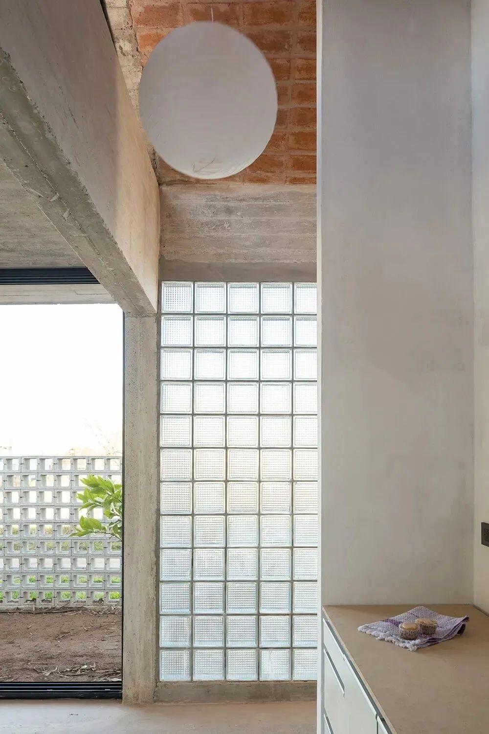 ③玻璃砖△图片来源于melbourne-based②异形砖△图片来源于frederik