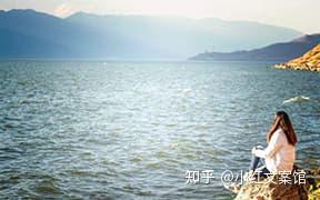 适合深夜发的伤感短句说说(适合深夜发朋友圈的伤感文案短句)