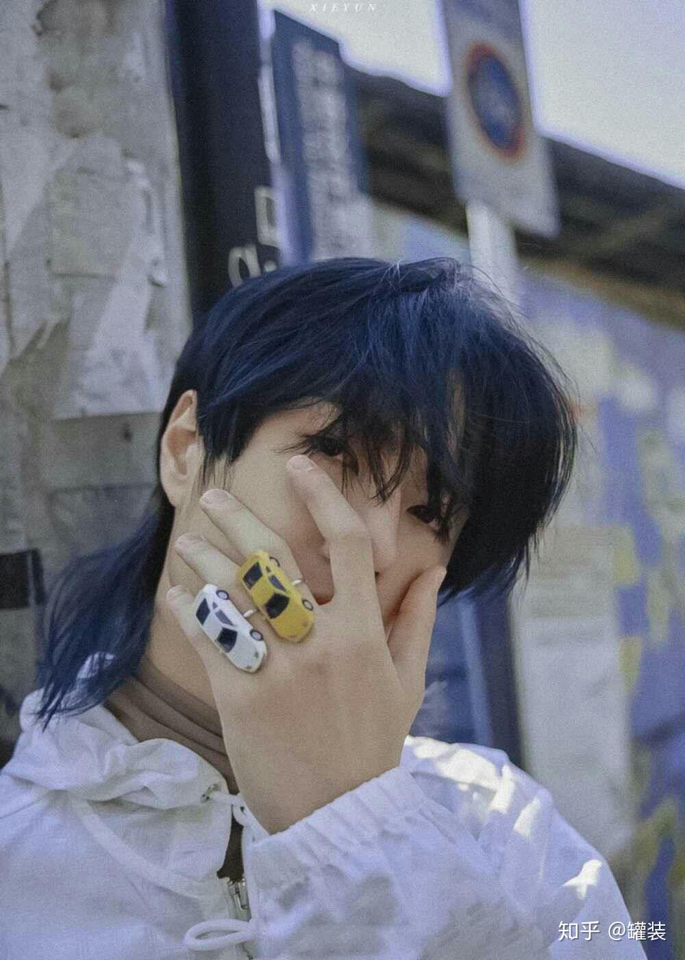 你的相册里有什么帅帅哒男生照片?