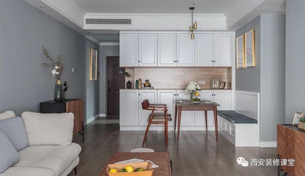 第一种:卡座式餐边柜