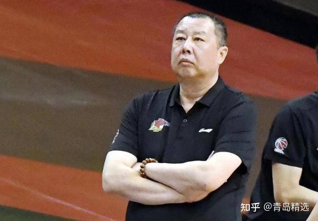 吴庆龙卸任青岛男篮主帅