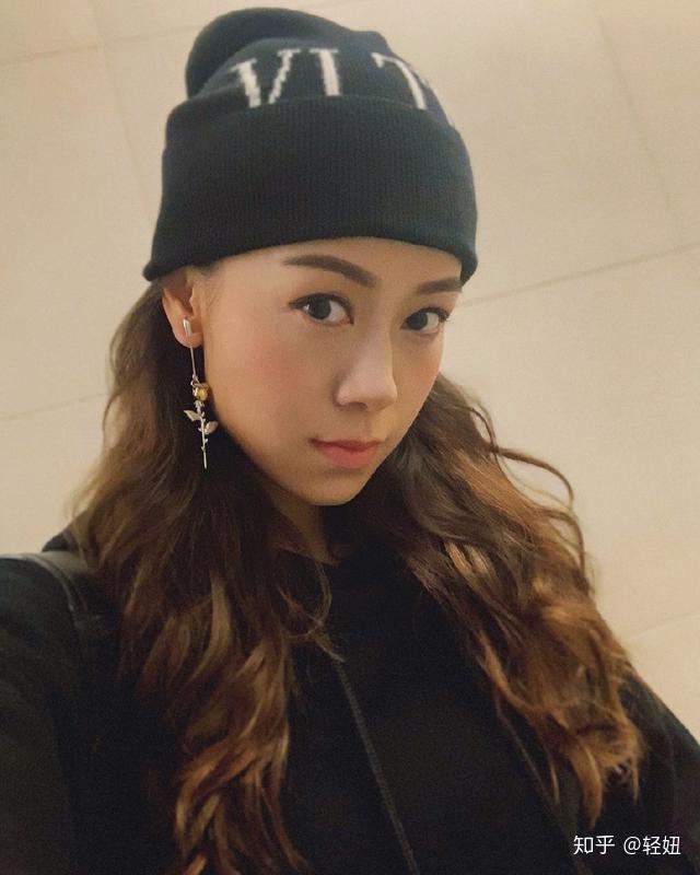 黄心颖,中国香港女演员,出演过电视剧《on call36小时》,《为食神探》