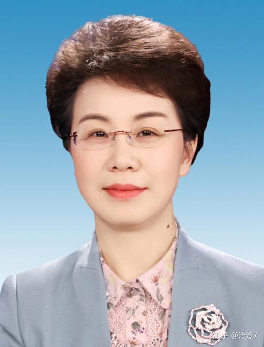 省妇联原党组成员:张君张君,女,曾任贵州省妇女联合会党组成员.