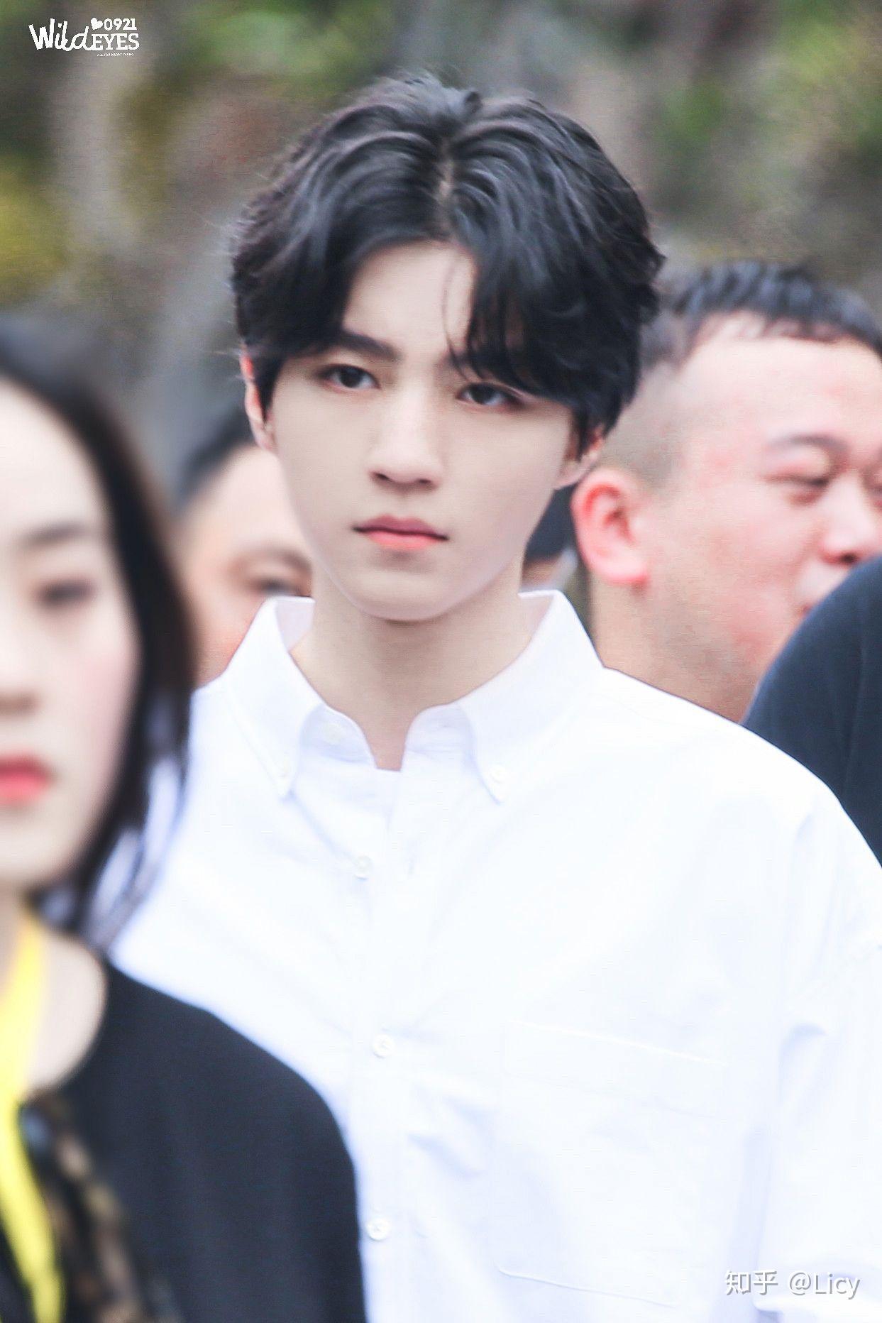 集美们有没有王俊凯的中分照