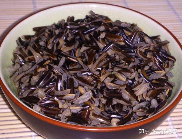 《史记》载:"食一肉脱粟之饭";唐朝史学家司马贞在《史记索隐》中曰:"