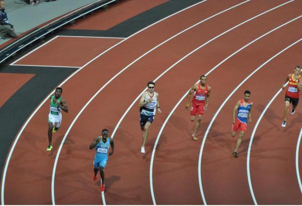 标准体育场田径跑道的400米究竟是如何测量出来的