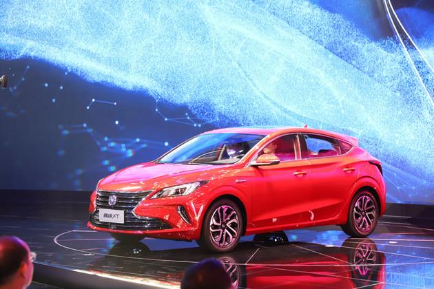 2018北京车展长安全新逸动xt正式亮相家族化设计年内上市
