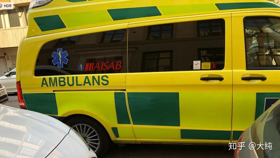 不一会救护车就到了, 拉到医院急救中心上心电图设备, 并重新测试各种