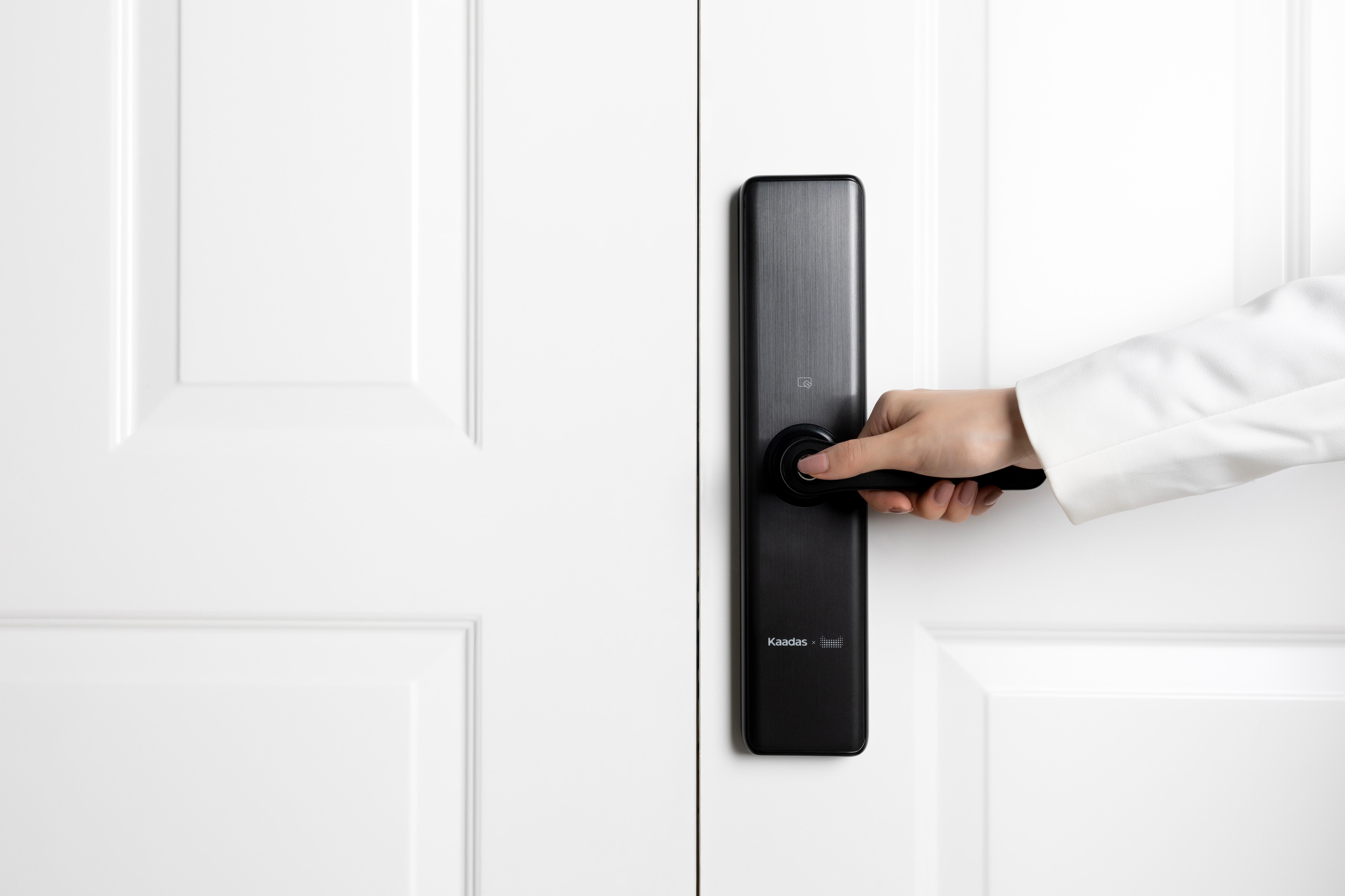 联合天猫精灵的凯迪仕tk2智能锁智慧大脑解锁新姿势