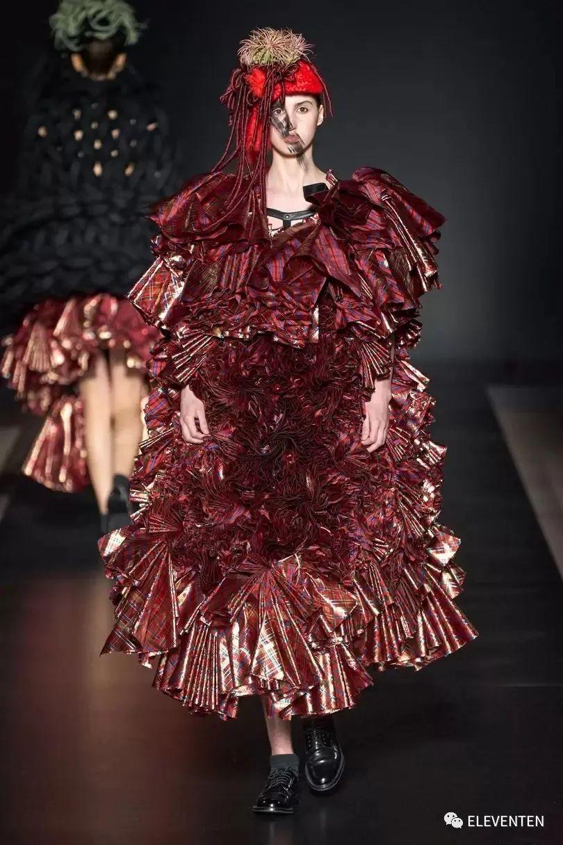 师徒上阵，川久保玲/二宫启Noir Kei Ninomiya2020秋冬女装- 知乎