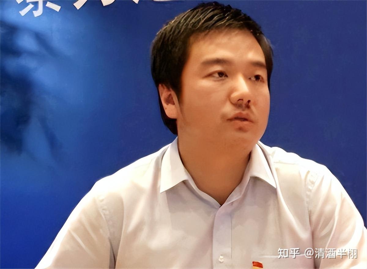 要求王健林白给5亿被指贪心的县长徐刘蔚现在为何被称好官