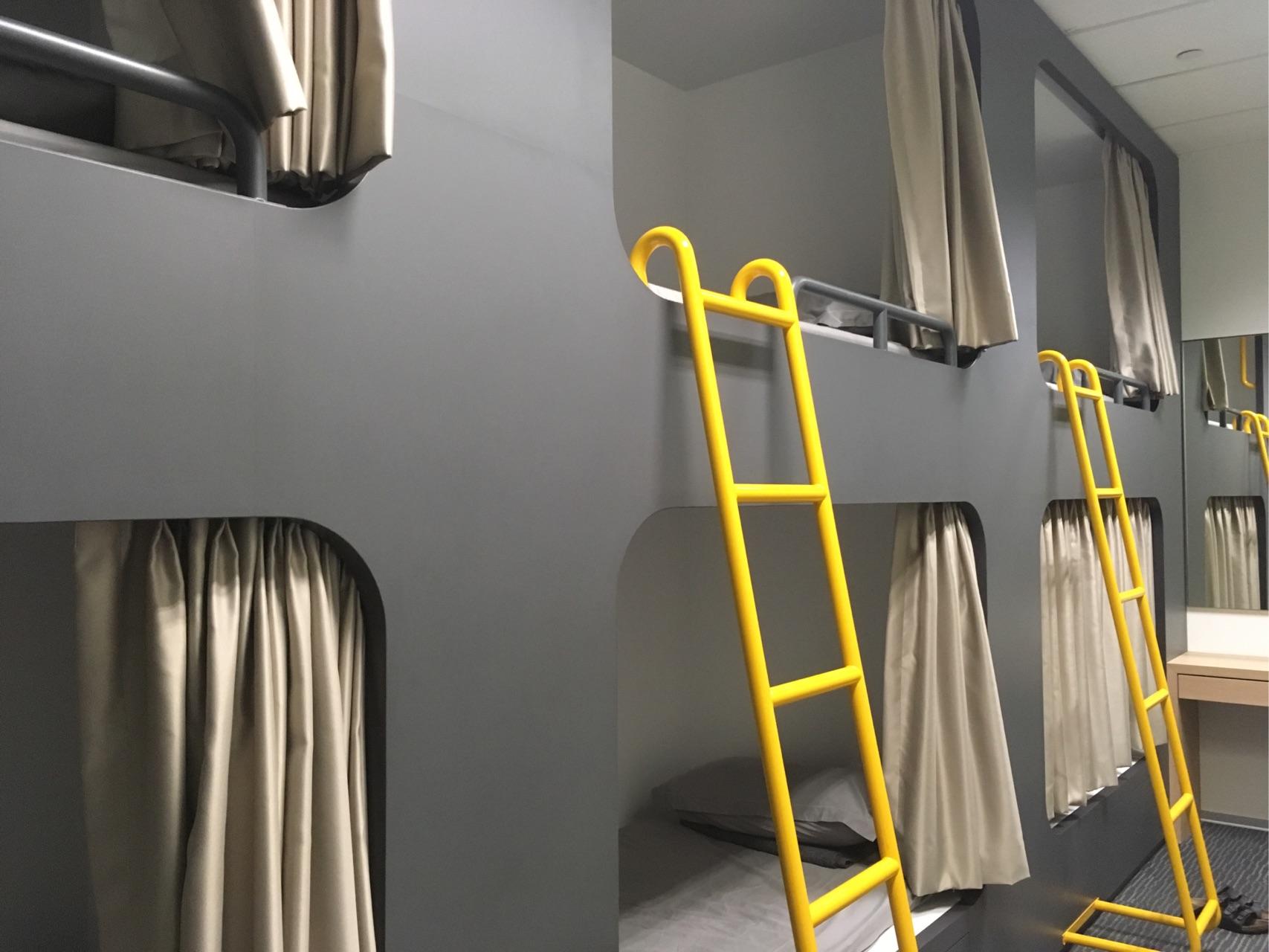 中国人在新加坡sea集团garena shopee工作是