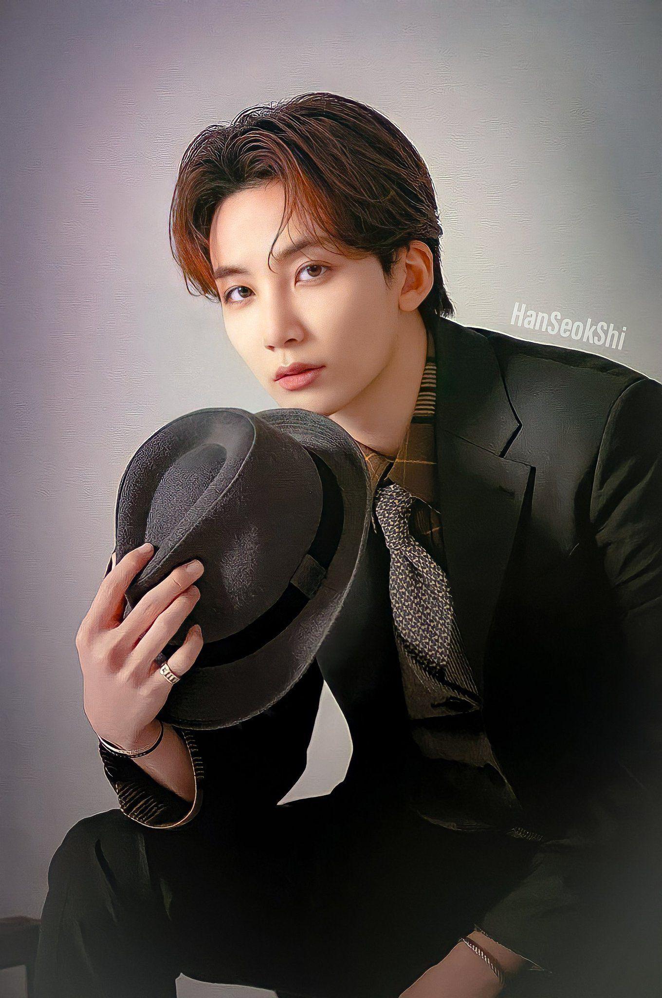 【seventeen】克拉们喜欢次人的哪个发色,我喜欢荣的黑发,圆的紫发,啵