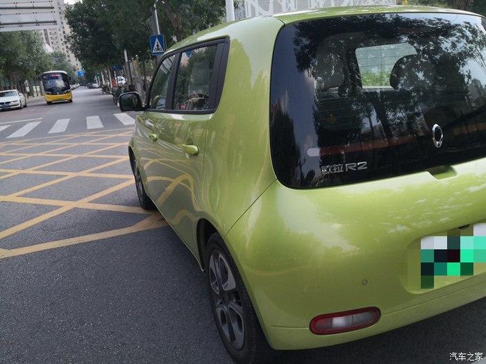 空间宽敞的新能源代步小车,和欧拉白猫享绿色生活