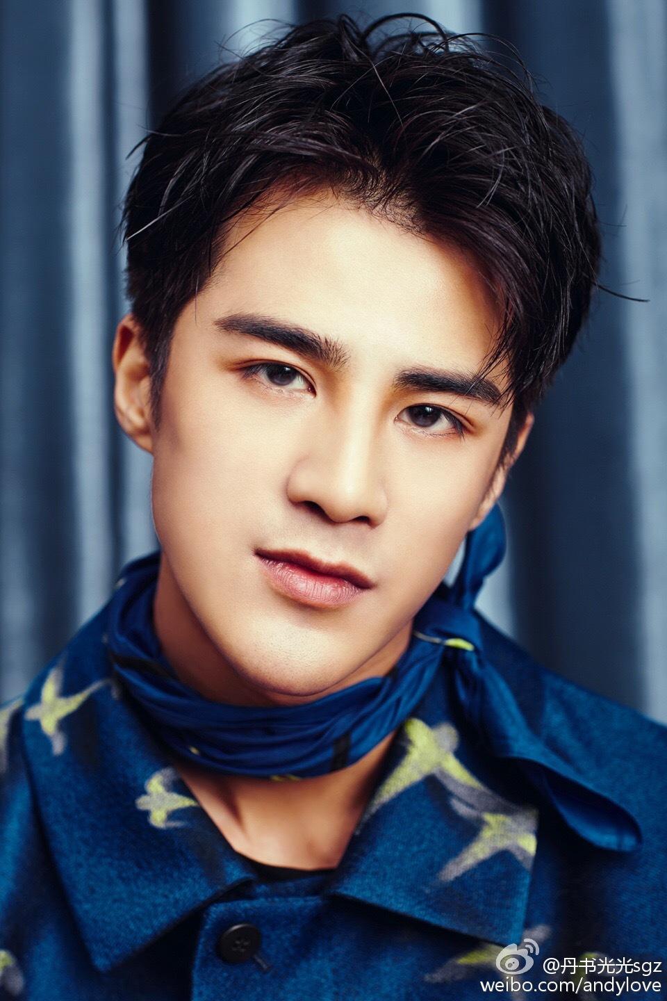 姜潮不似生活更似生活