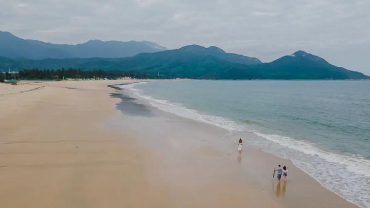 v2-ebf672099d4324ec64369c6f41295e9c_720w