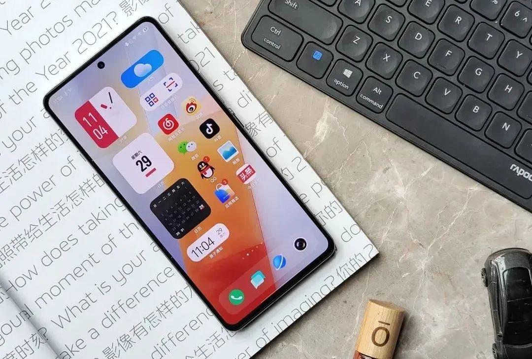 4款"直面屏手机"天花板,零误触,性能强,闭眼买也不会错 - 知乎