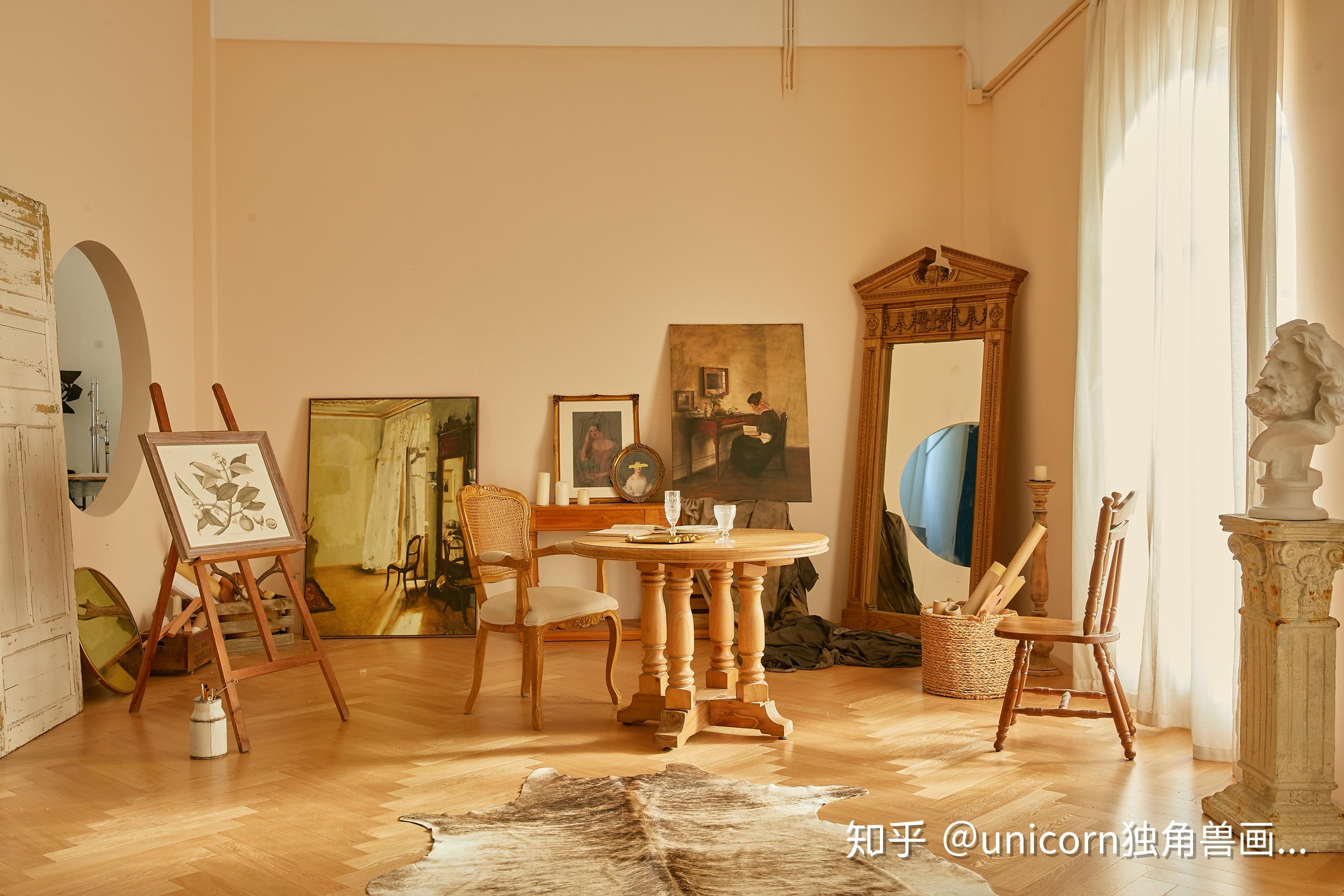 r2油画室复古风格摄影摄像