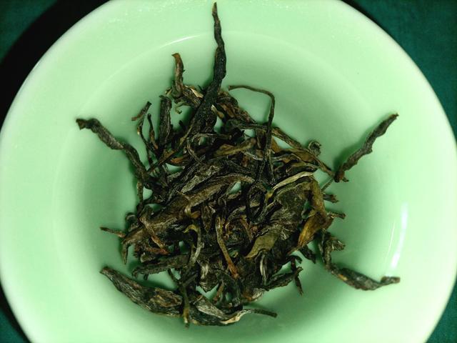 品鉴马邓古树茶